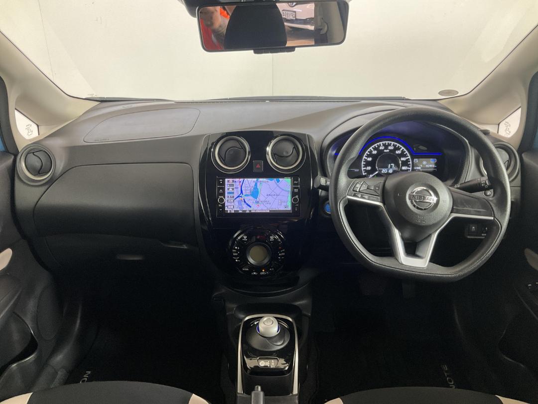 Photo '17' of Nissan Note