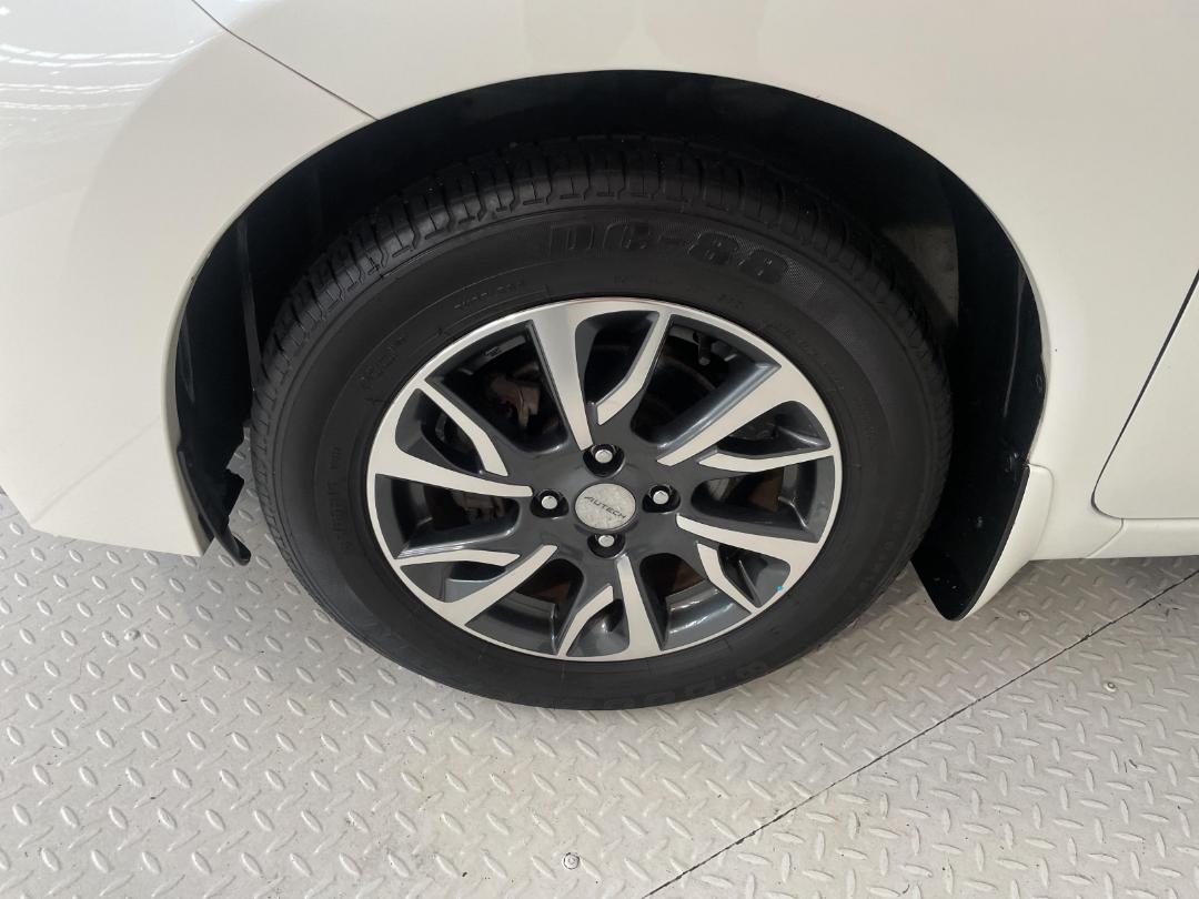 Photo '10' of Nissan Note