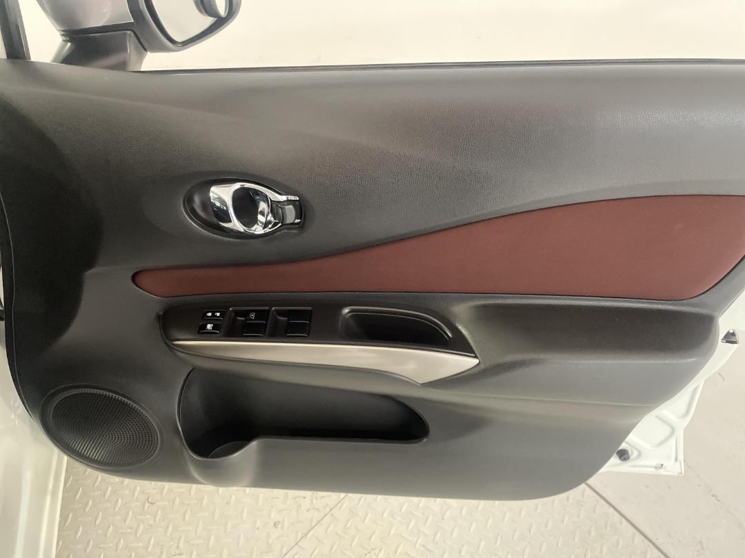 Photo '15' of Nissan Note