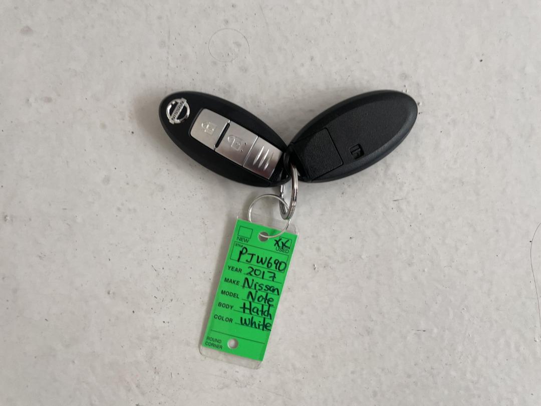 Photo '22' of Nissan Note