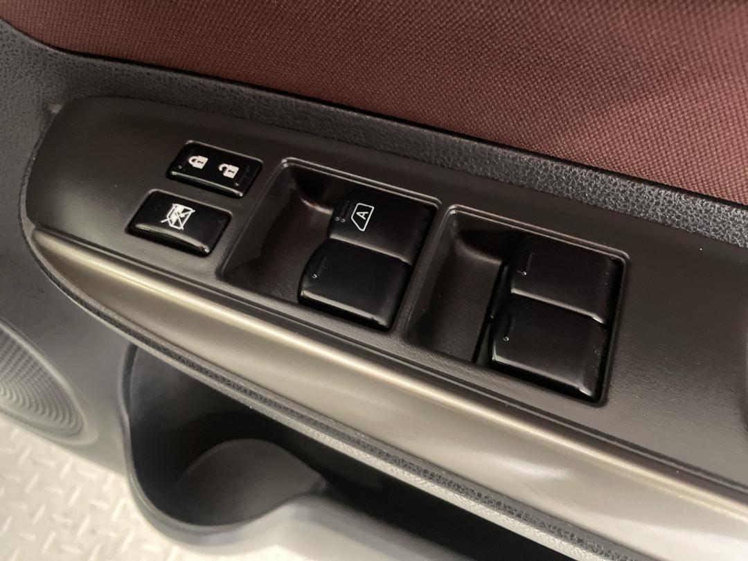 Photo '23' of Nissan Note