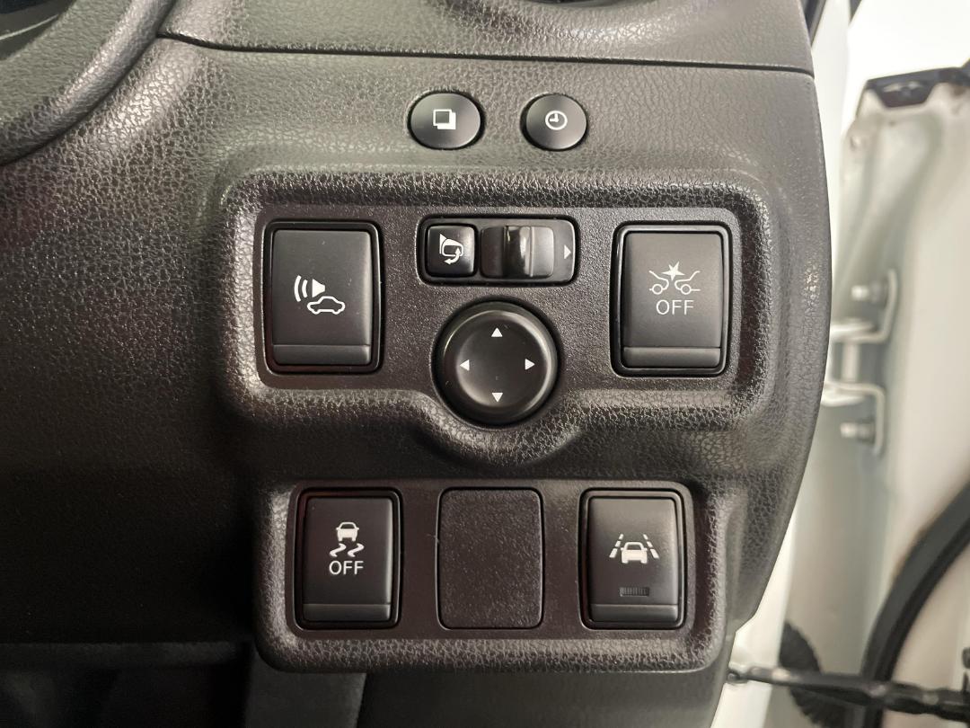 Photo '24' of Nissan Note