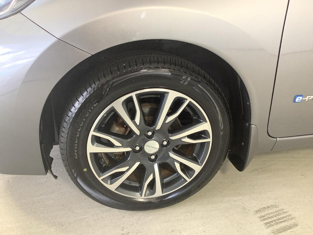 Photo '10' of Nissan Note