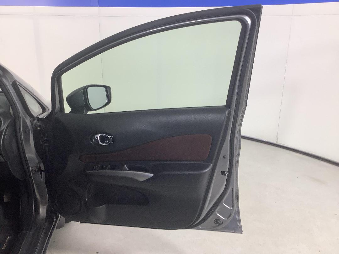 Photo '15' of Nissan Note