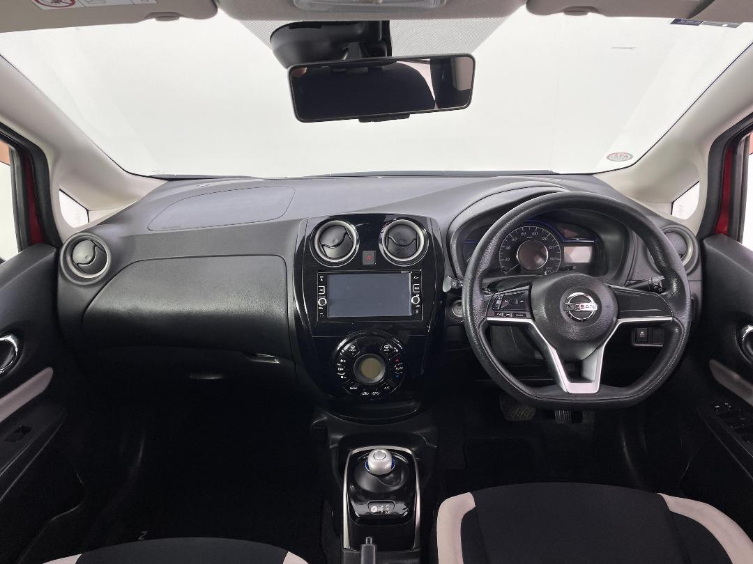 Photo '17' of Nissan Note