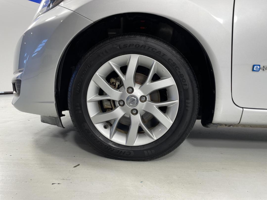 Photo '10' of Nissan Note