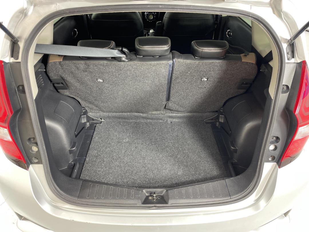 Photo '14' of Nissan Note