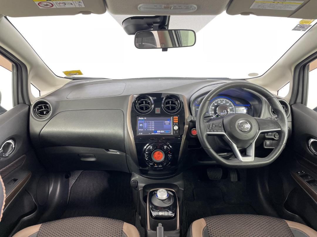 Photo '17' of Nissan Note