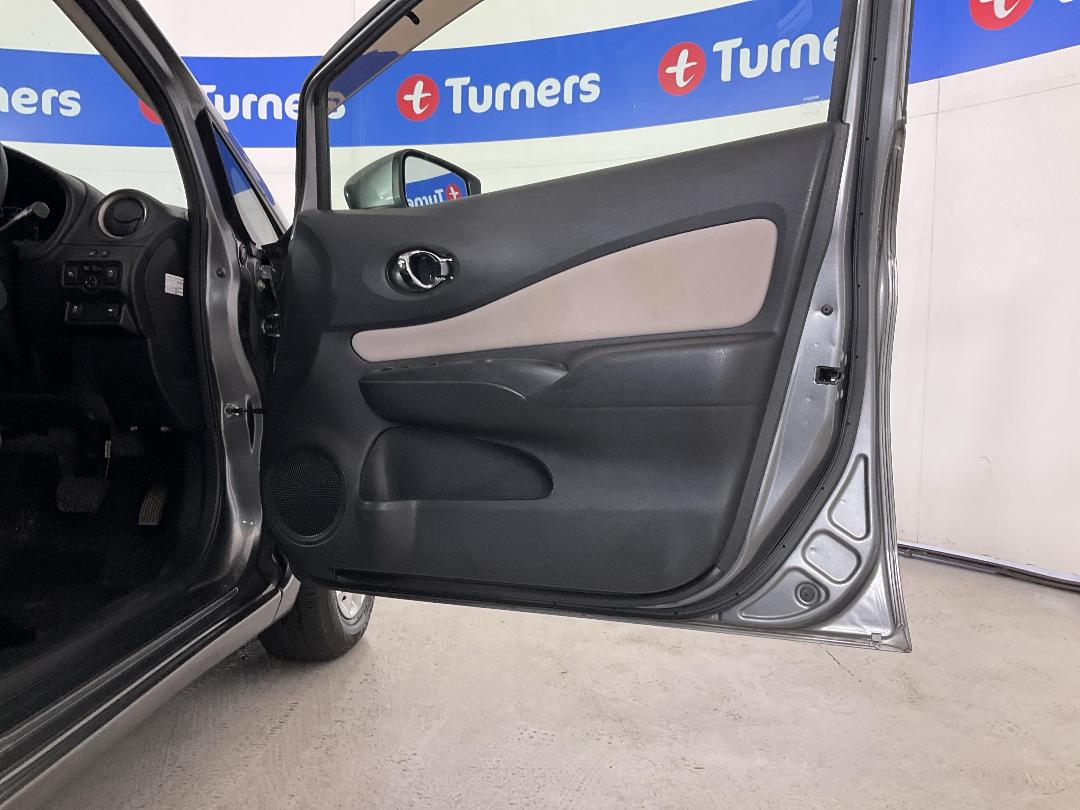 Photo '15' of Nissan Note Photo '15' of Nissan Note