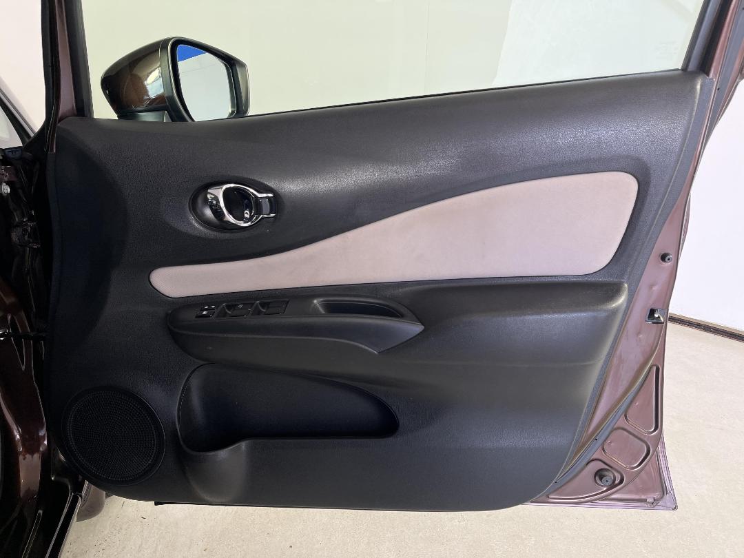 Photo '15' of Nissan Note