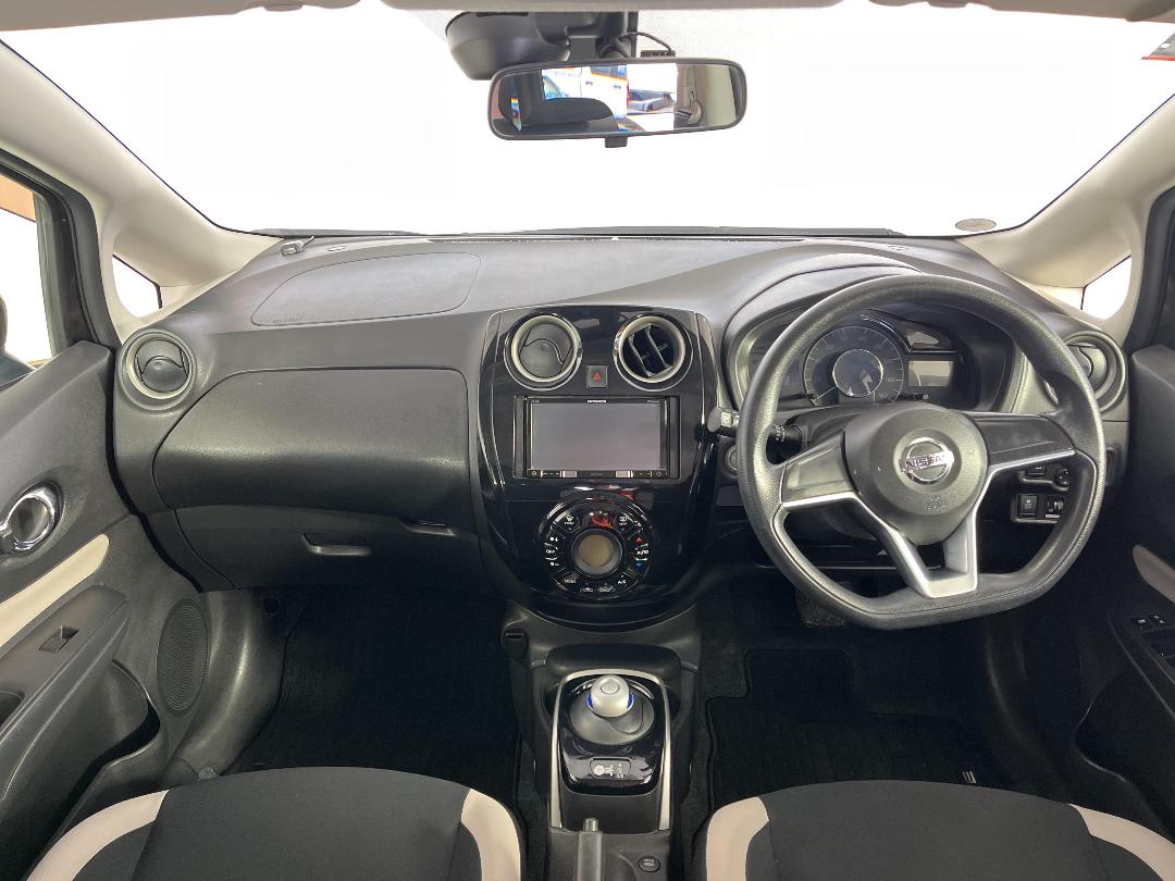 Photo '17' of Nissan Note