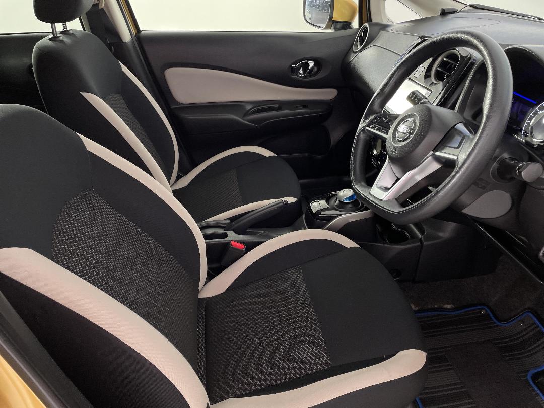 Photo '16' of Nissan Note