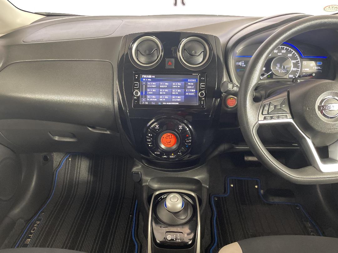 Photo '18' of Nissan Note