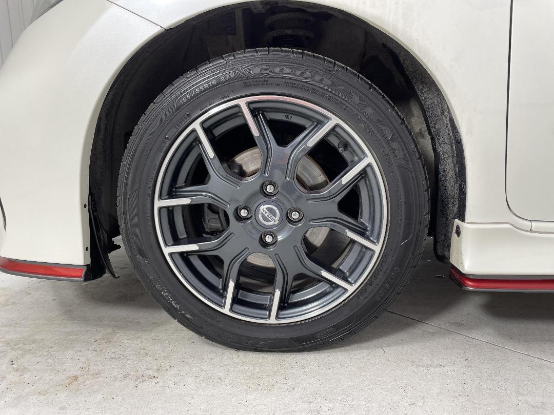 Photo '10' of Nissan Note