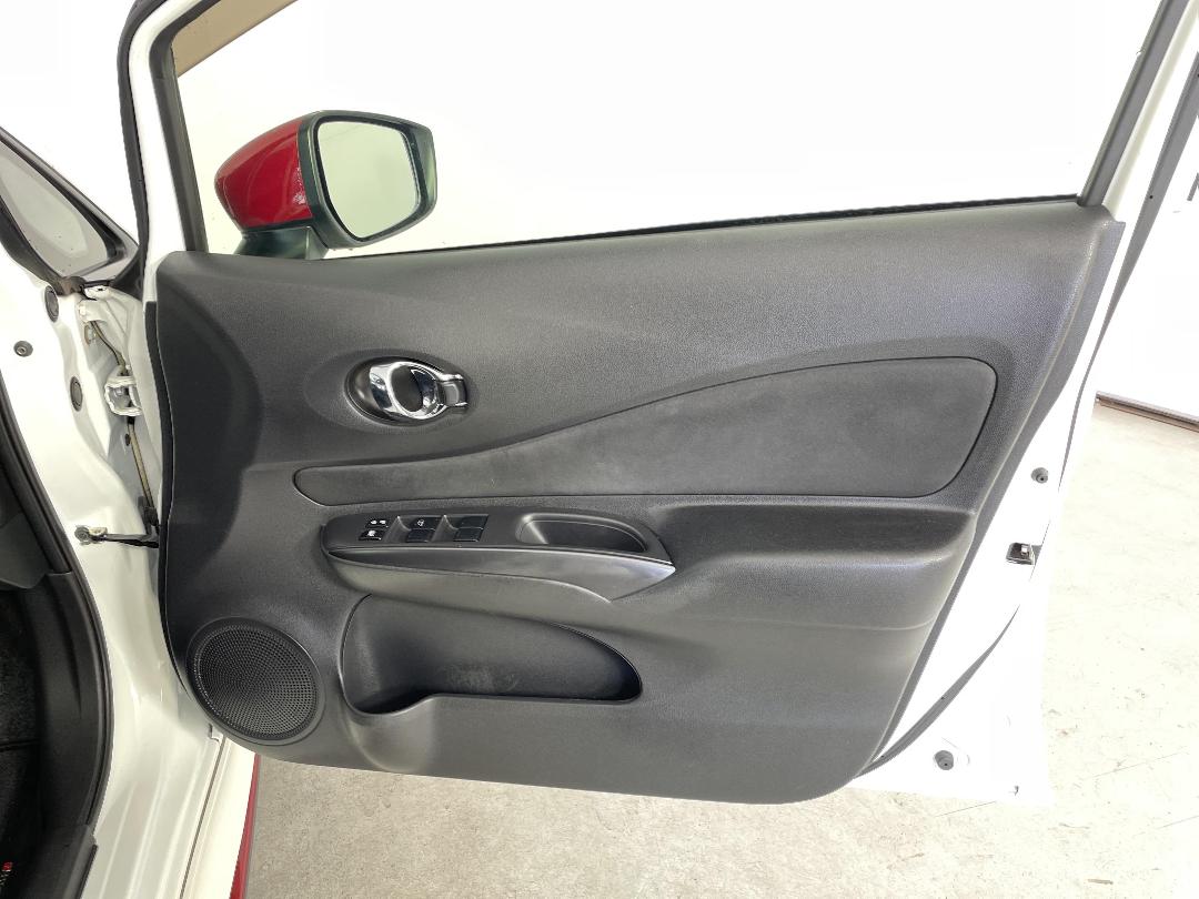 Photo '15' of Nissan Note