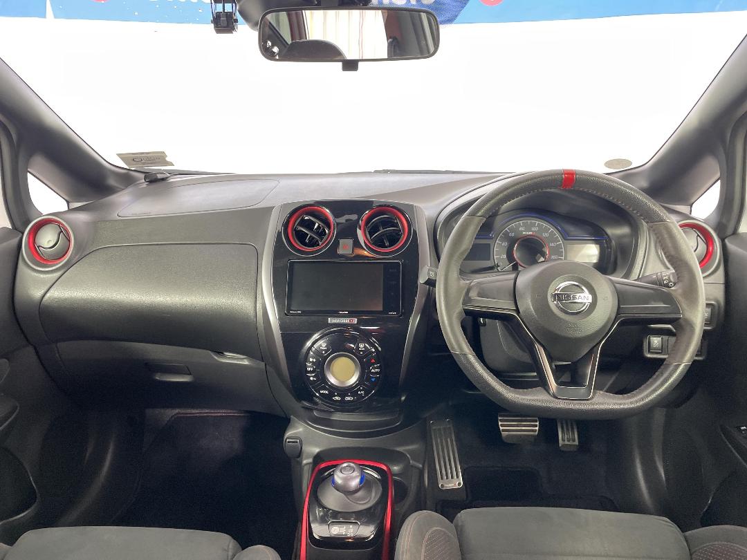 Photo '17' of Nissan Note