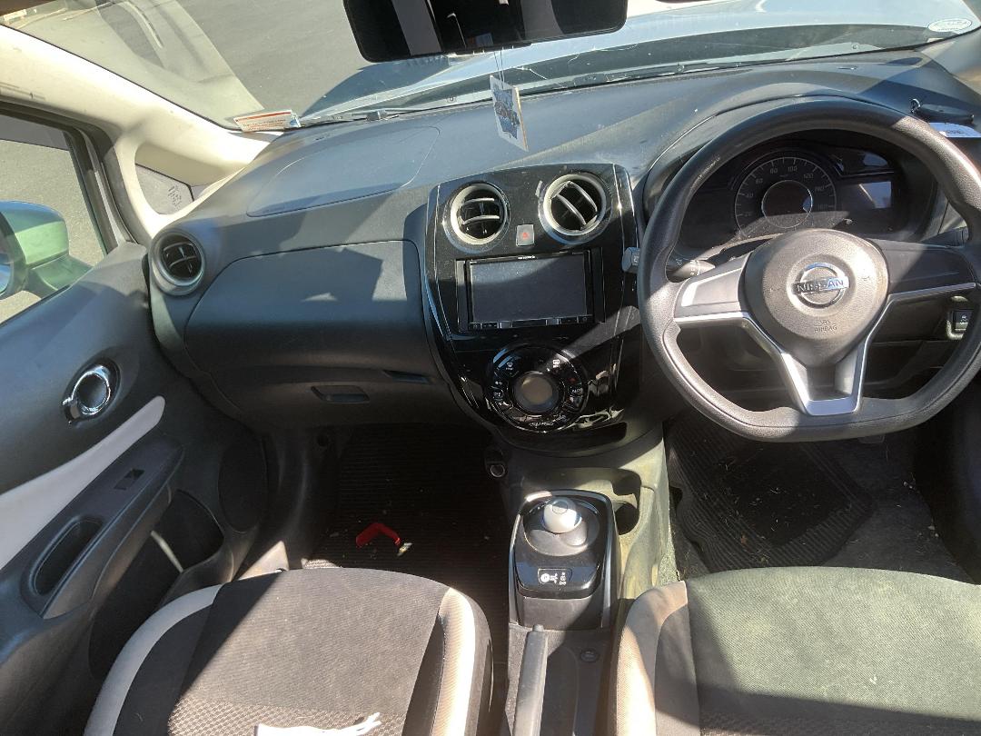 Photo '17' of Nissan Note Photo '17' of Nissan Note