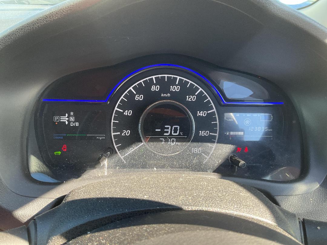 Photo '15' of Nissan Note Photo '15' of Nissan Note