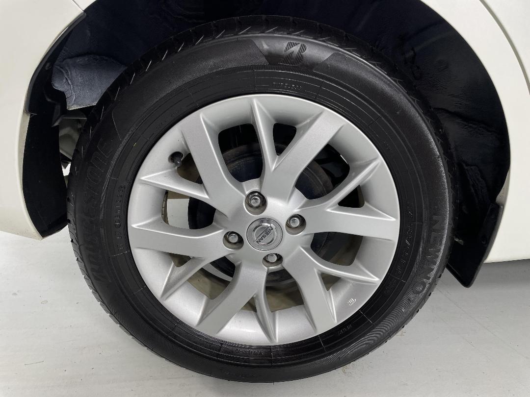 Photo '12' of Nissan Note Photo '12' of Nissan Note