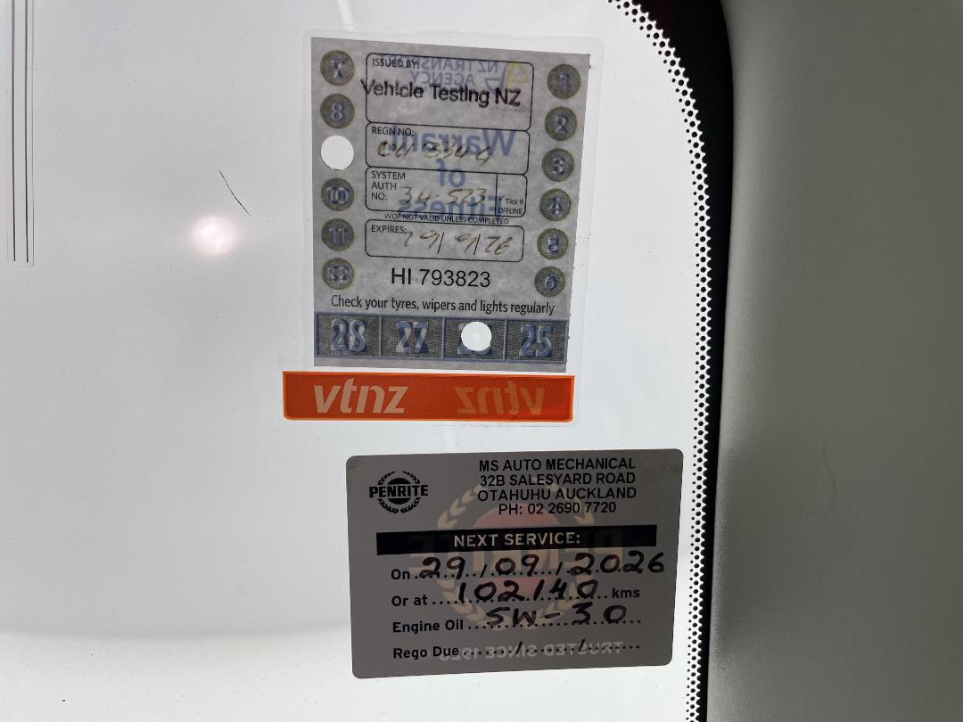 Photo '28' of Nissan Note Photo '28' of Nissan Note