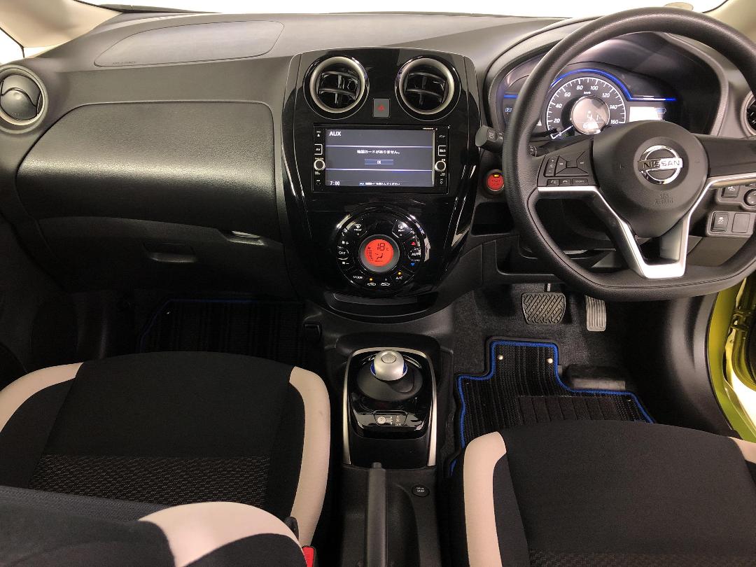 Photo '17' of Nissan Note