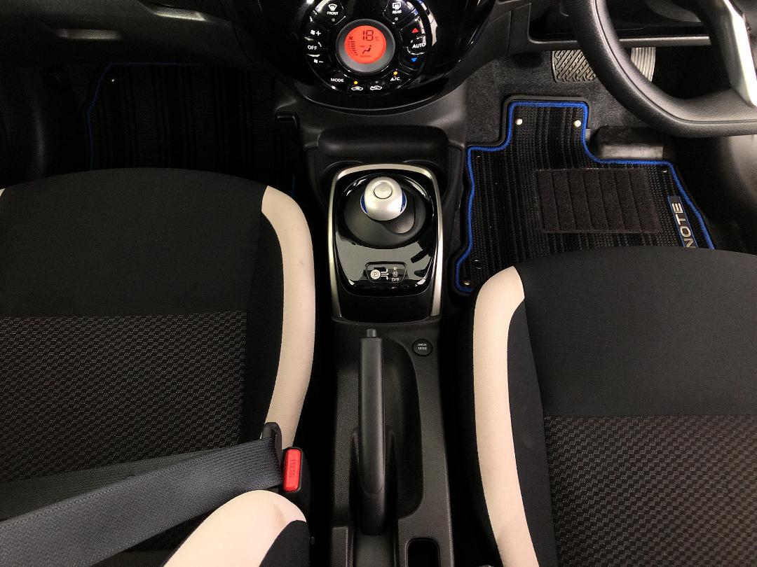 Photo '18' of Nissan Note