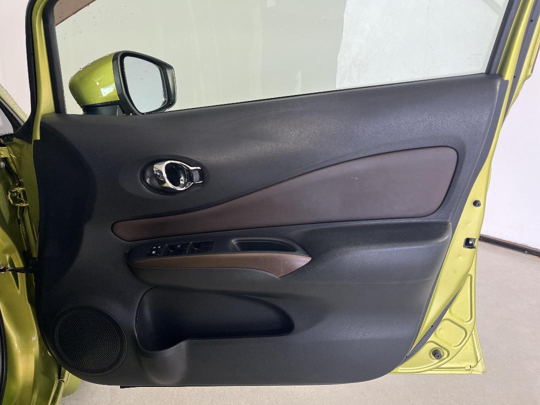 Photo '15' of Nissan Note