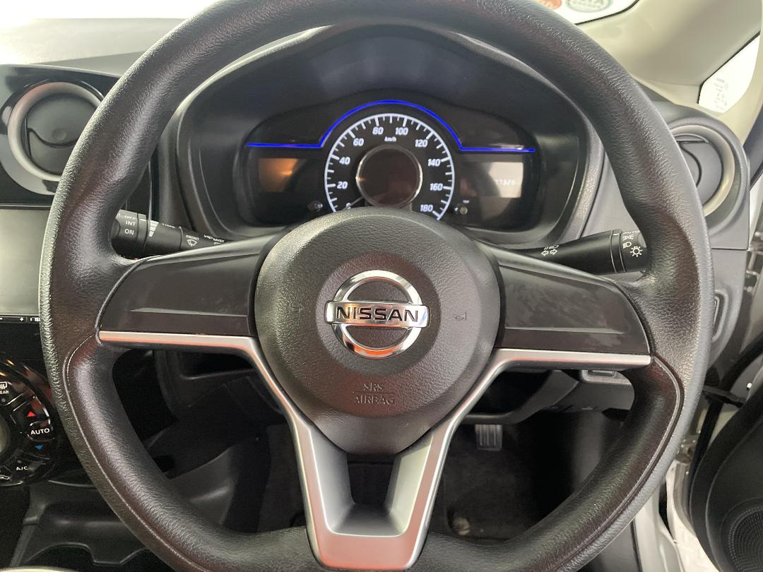 Photo '25' of Nissan Note Photo '25' of Nissan Note