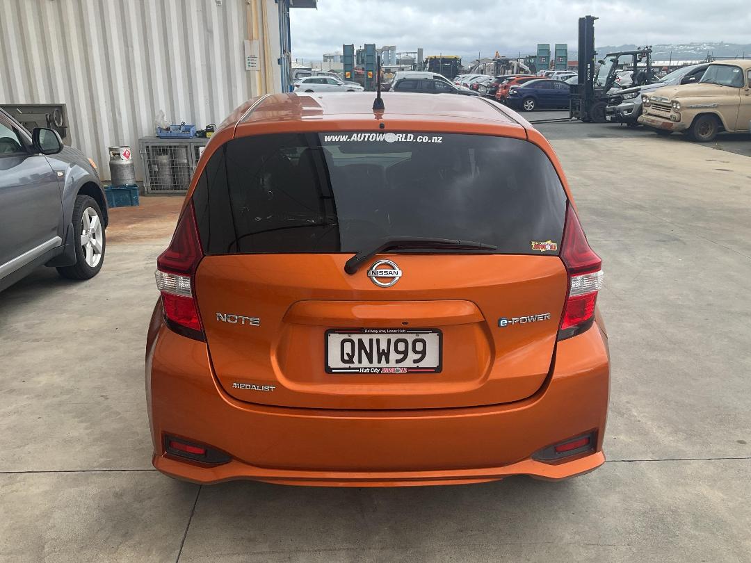 Photo '4' of Nissan Note Hybrid Photo '4' of Nissan Note Hybrid