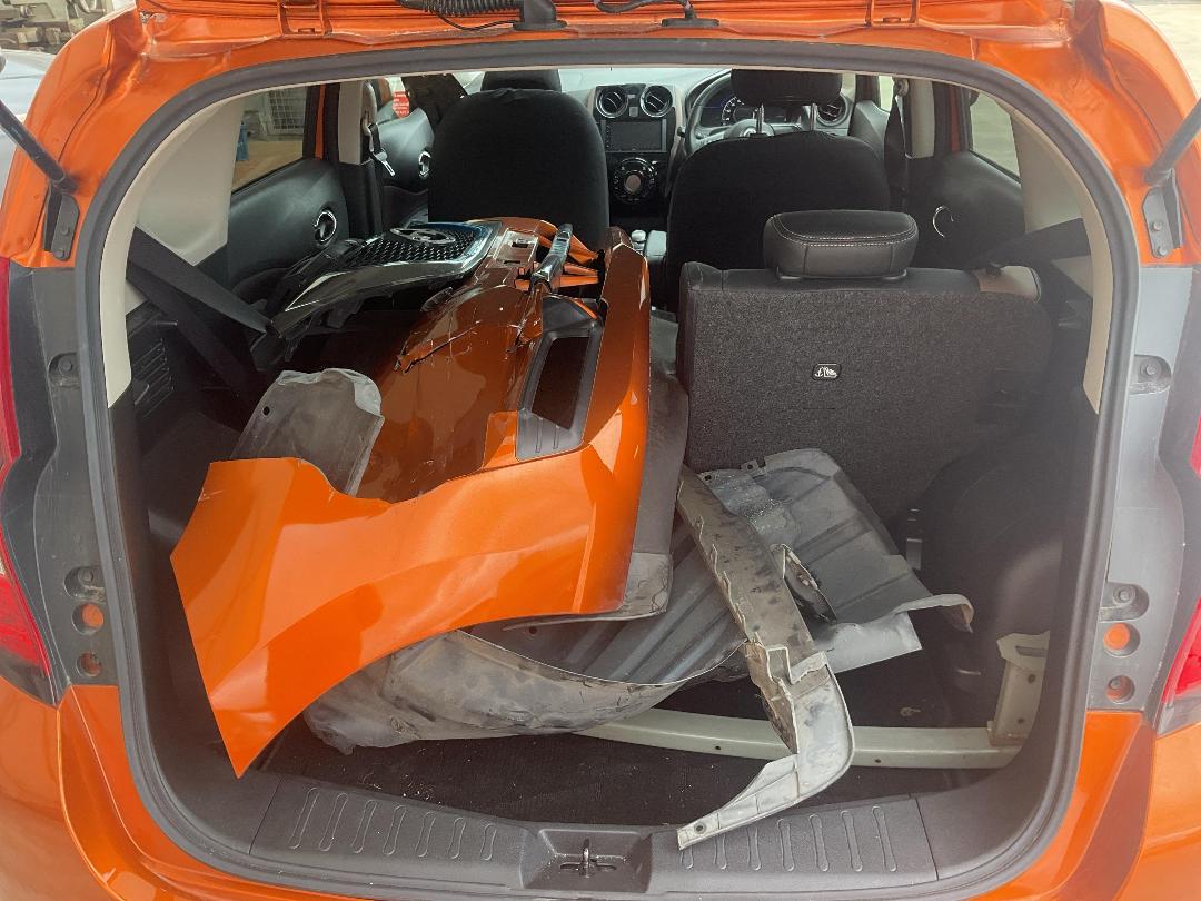 Photo '11' of Nissan Note Hybrid Photo '11' of Nissan Note Hybrid