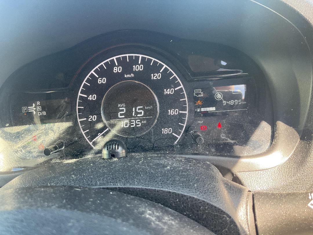 Photo '10' of Nissan Note