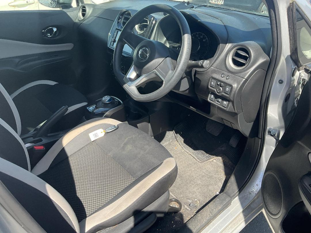 Photo '13' of Nissan Note