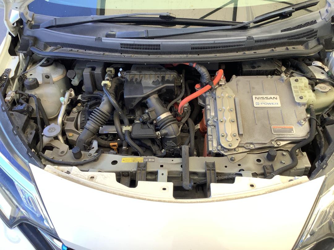Photo '18' of Nissan Note E-Power Photo '18' of Nissan Note E-Power