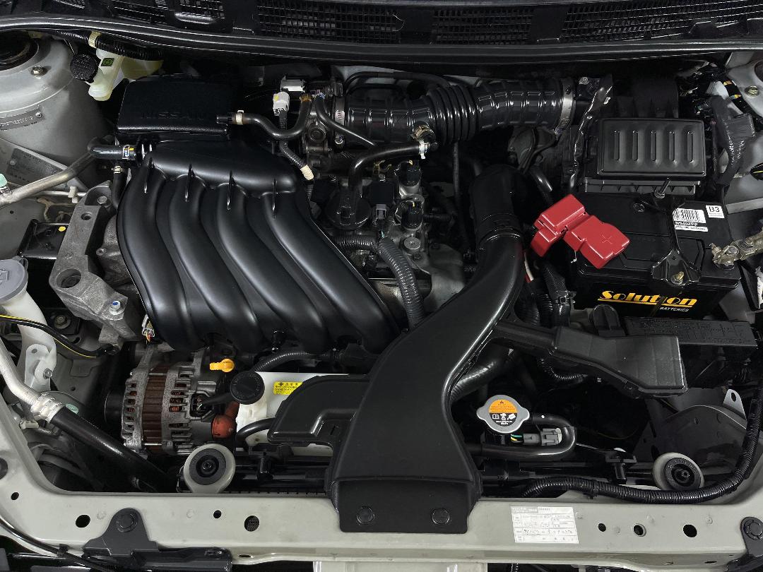 Photo '13' of Nissan NV150