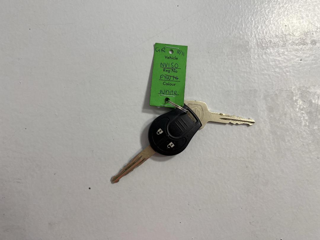 Photo '22' of Nissan NV150