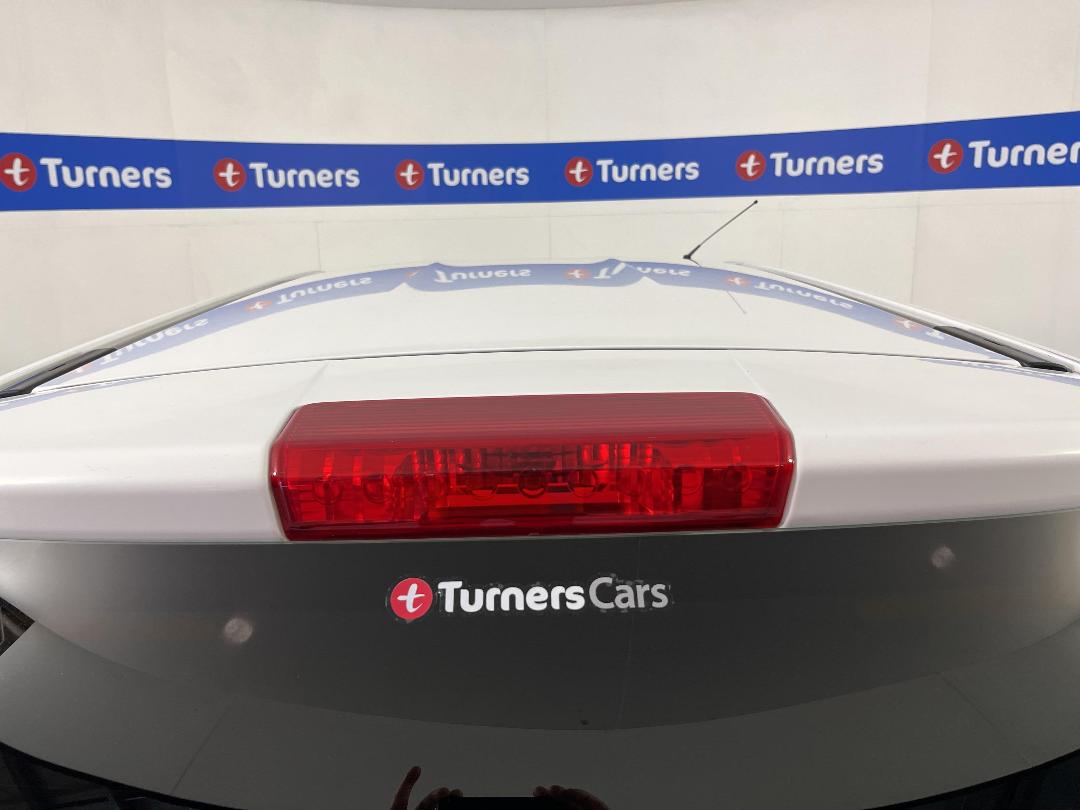 Photo '26' of Nissan NV150