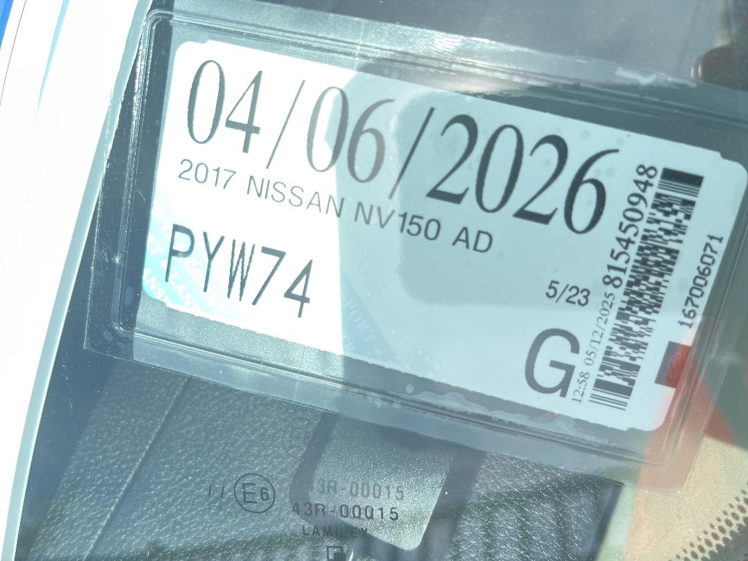 Photo '24' of Nissan NV150