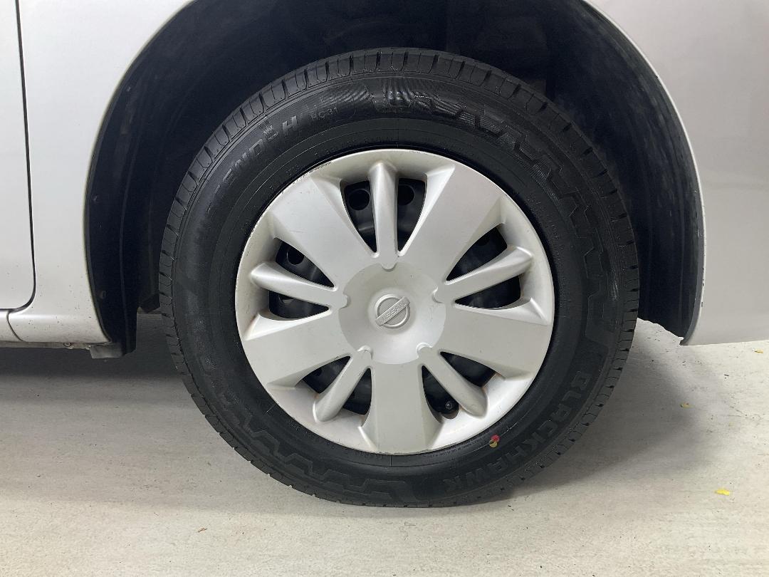 Photo '9' of Nissan NV200 Photo '9' of Nissan NV200