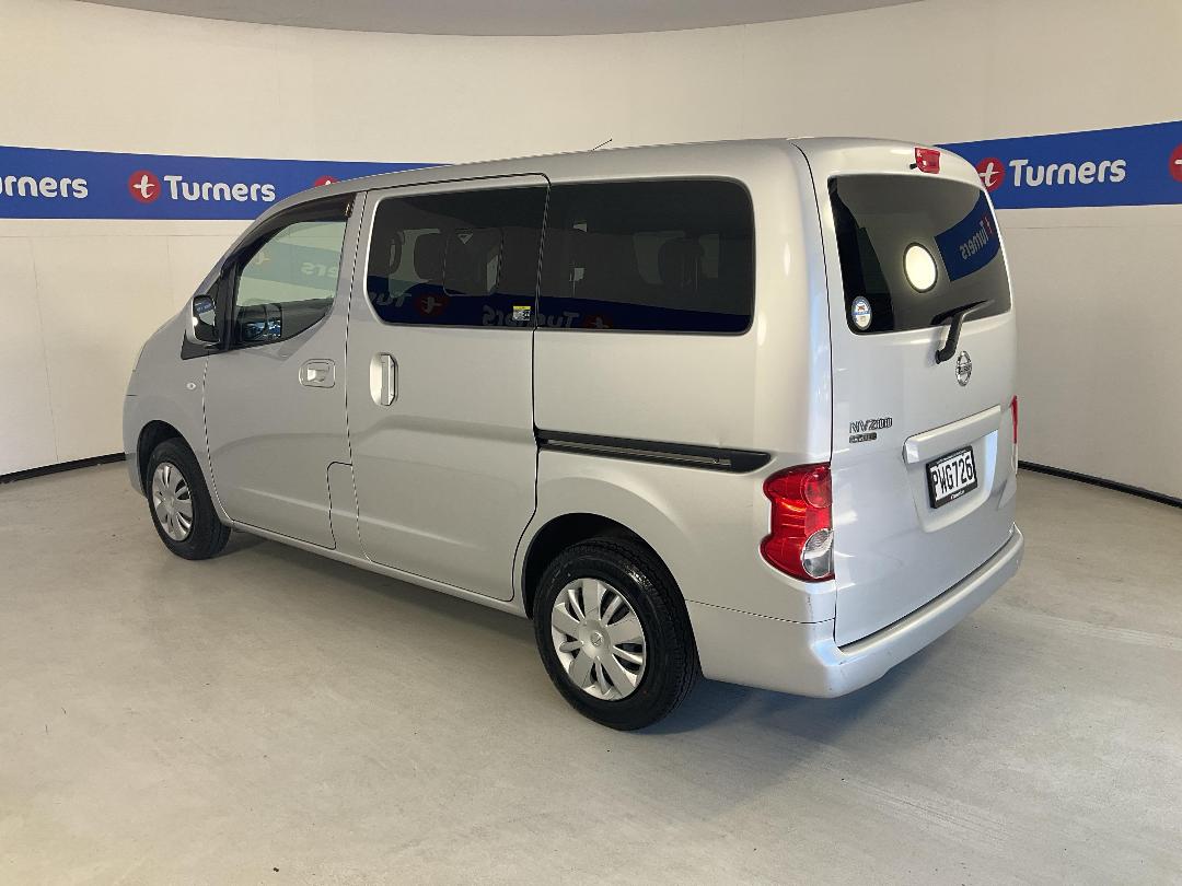 Photo '5' of Nissan NV200 Photo '5' of Nissan NV200