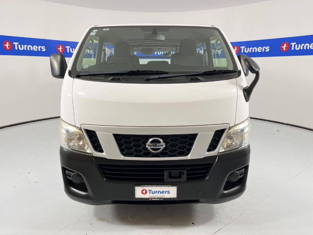 Photo '2' of Nissan NV350