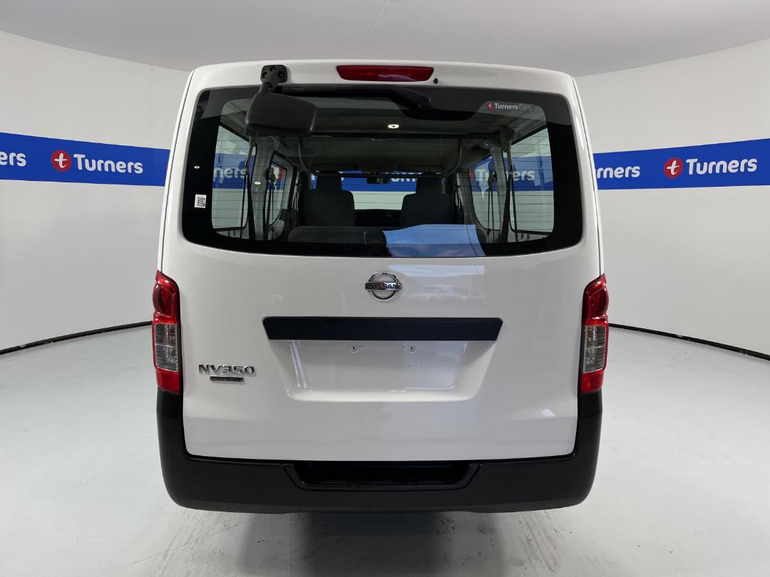 Photo '6' of Nissan NV350