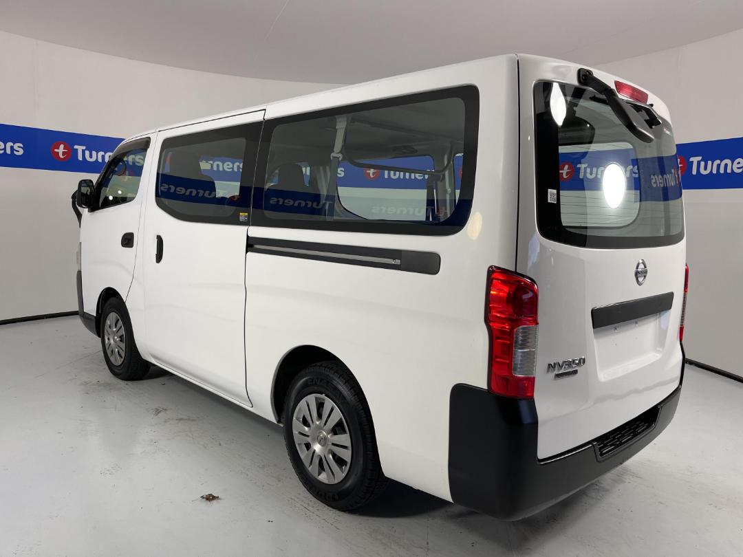 Photo '5' of Nissan NV350