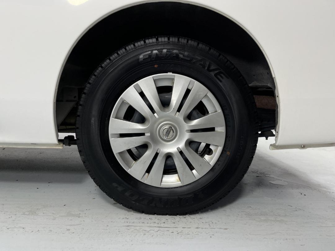 Photo '11' of Nissan NV350