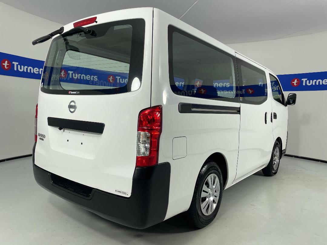 Photo '7' of Nissan NV350