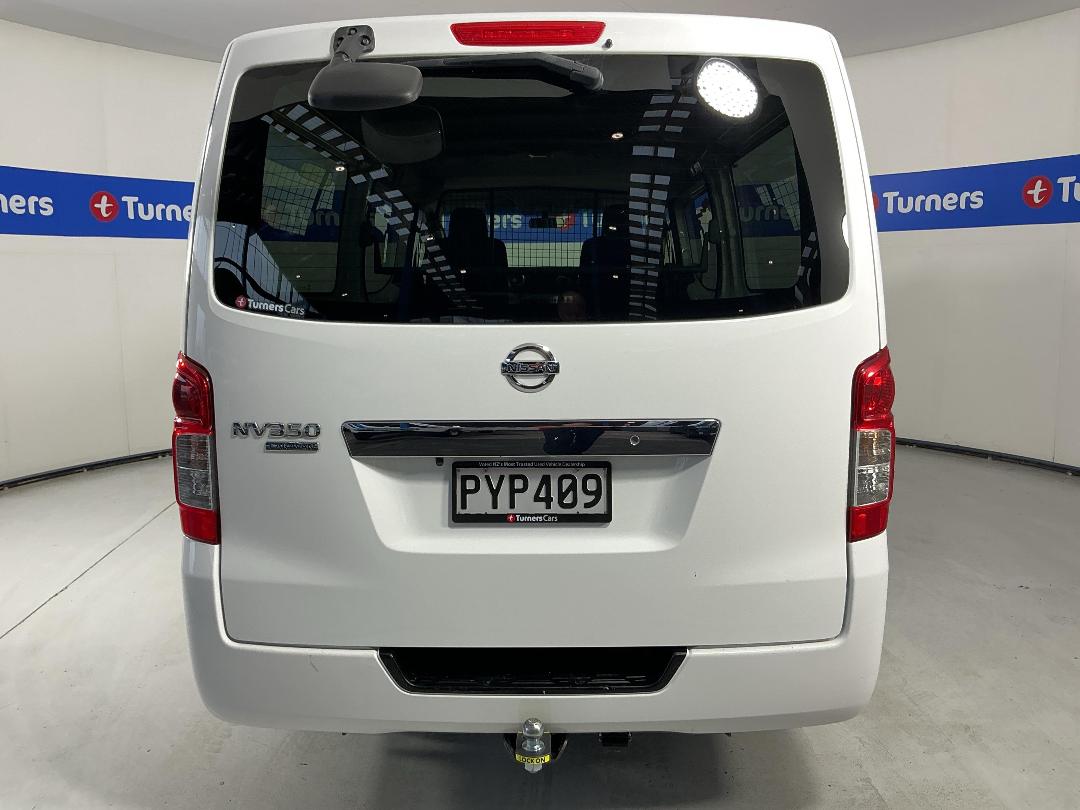 Photo '6' of Nissan NV350