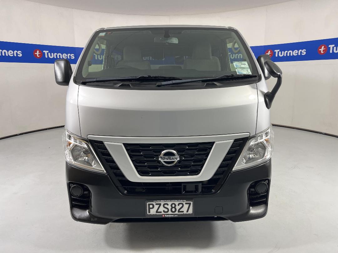 Photo '2' of Nissan NV350 Photo '2' of Nissan NV350