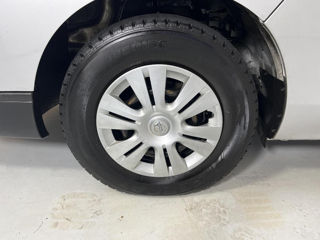 Photo '10' of Nissan NV350 Photo '10' of Nissan NV350