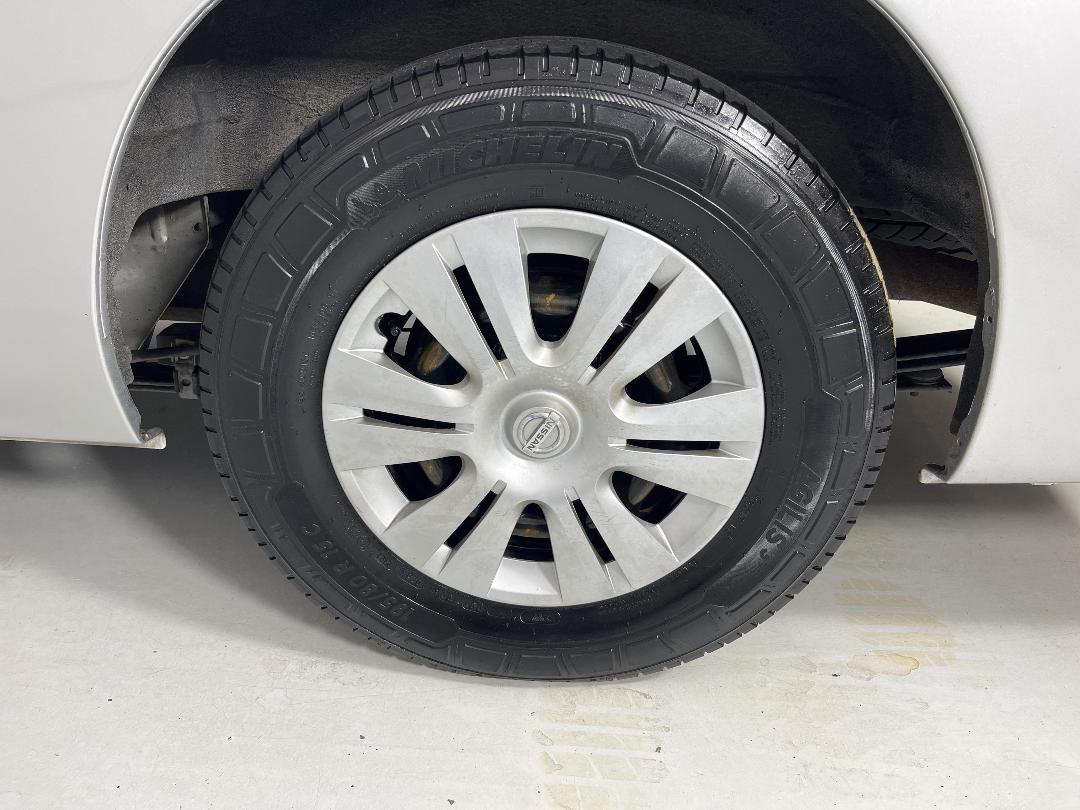 Photo '11' of Nissan NV350 Photo '11' of Nissan NV350