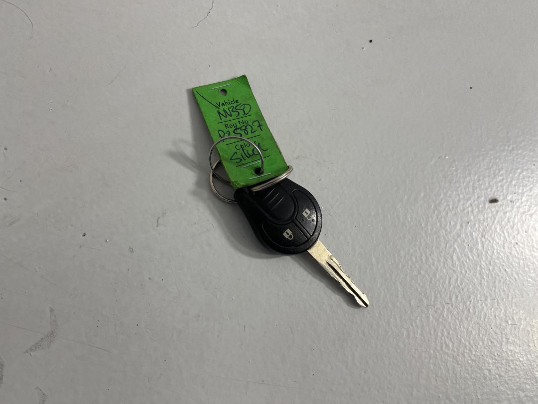 Photo '21' of Nissan NV350 Photo '21' of Nissan NV350