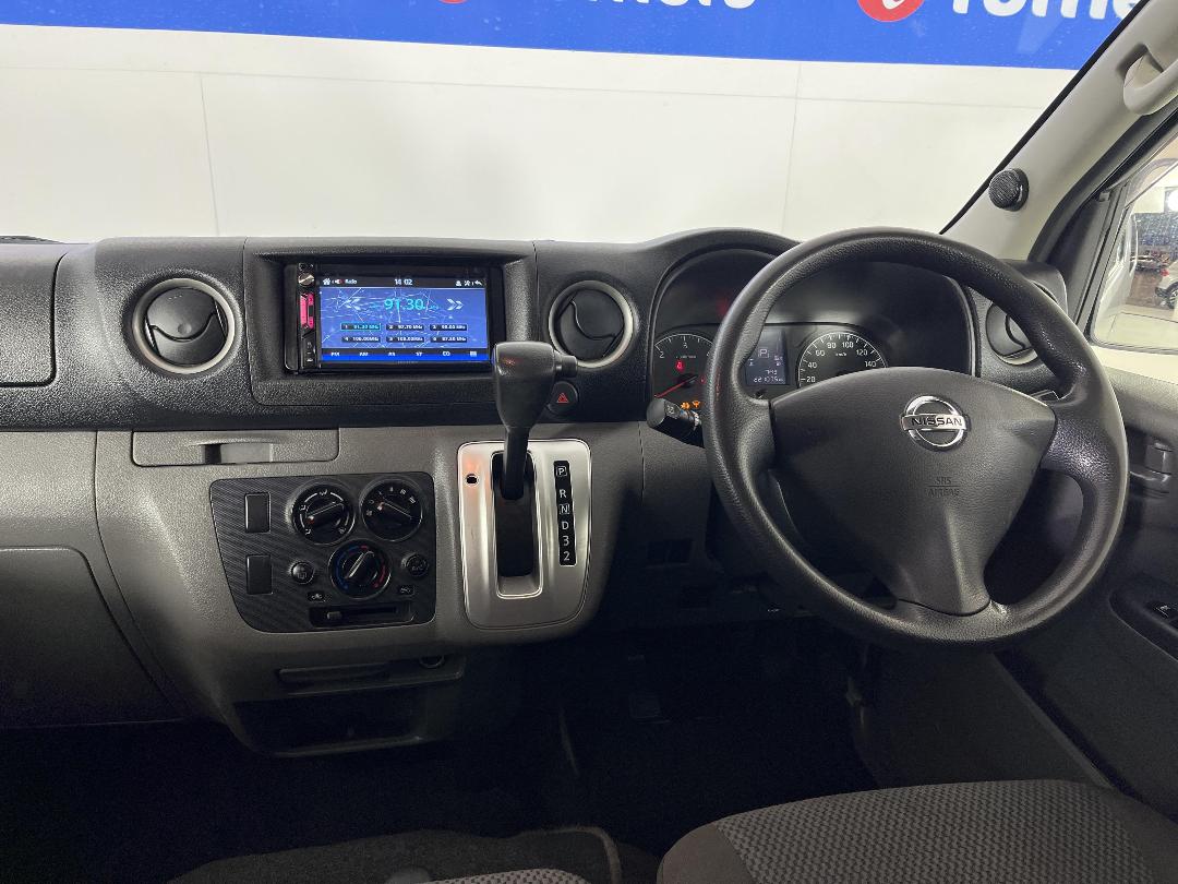 Photo '17' of Nissan NV350 Photo '17' of Nissan NV350